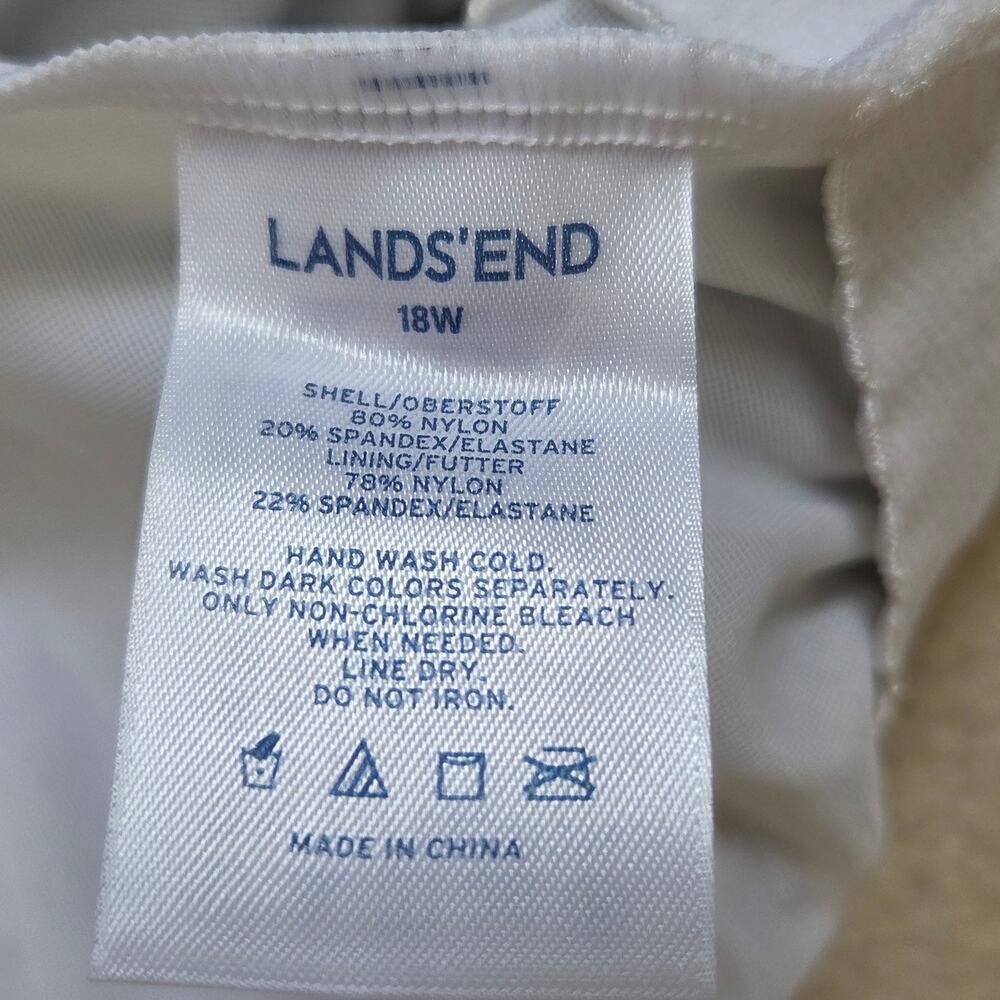 NWT Lands' End 18W Tankini Swim Top Underwire Square Neck Blue Floral - Picture 14 of 15